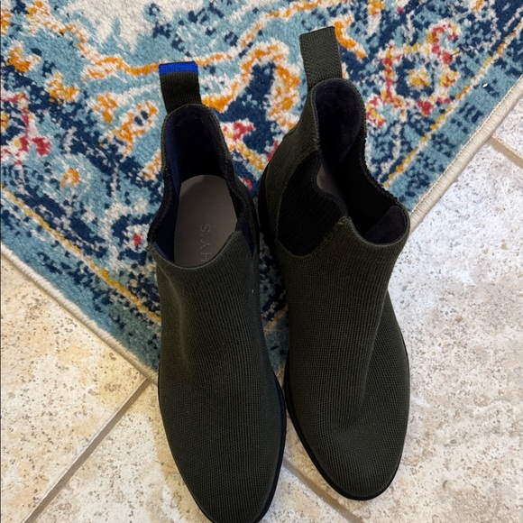 Rothy's Olive Green Knit The Lug Boots Sz 7 - Picture 3 of 9